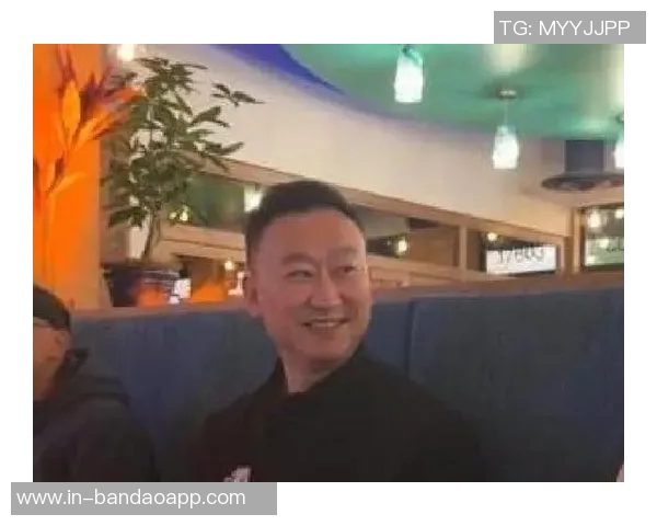 刘维伟调侃杨瀚森从婴儿肥到脸变大酒窝消失的变化历程